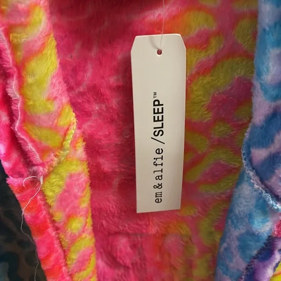NWT em & alfie robe with hood and pockets “OVER IT.” - Picture 4 of 10